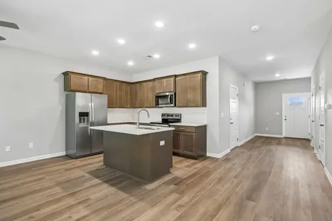 349 Carver Connection Lebanon TN 37087
