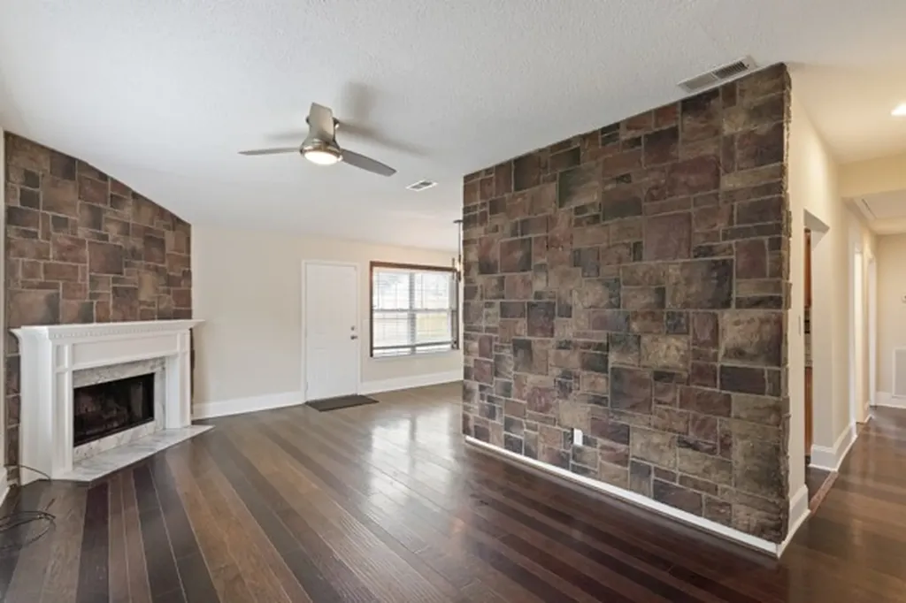 421 Cedar Park Circle La Vergne TN 37086