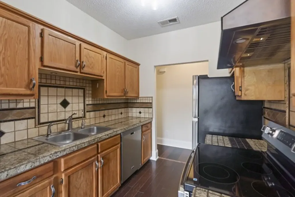 421 Cedar Park Circle La Vergne TN 37086
