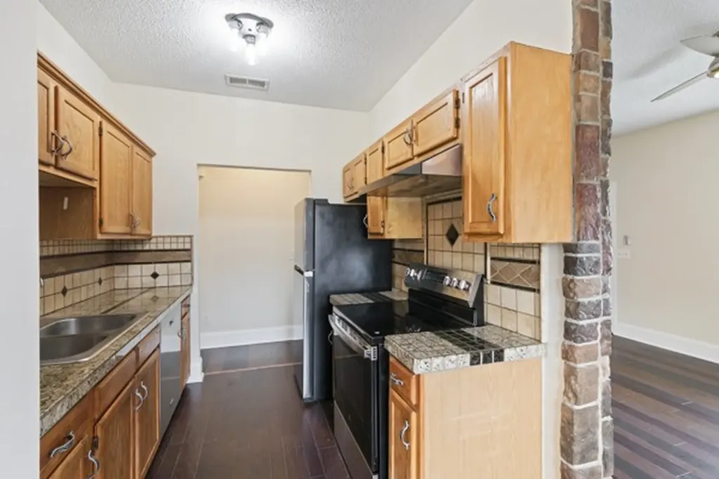 421 Cedar Park Circle La Vergne TN 37086