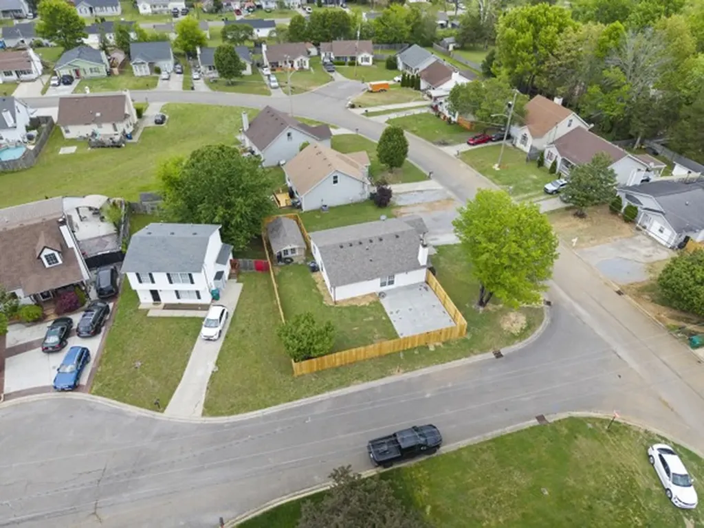 421 Cedar Park Circle La Vergne TN 37086
