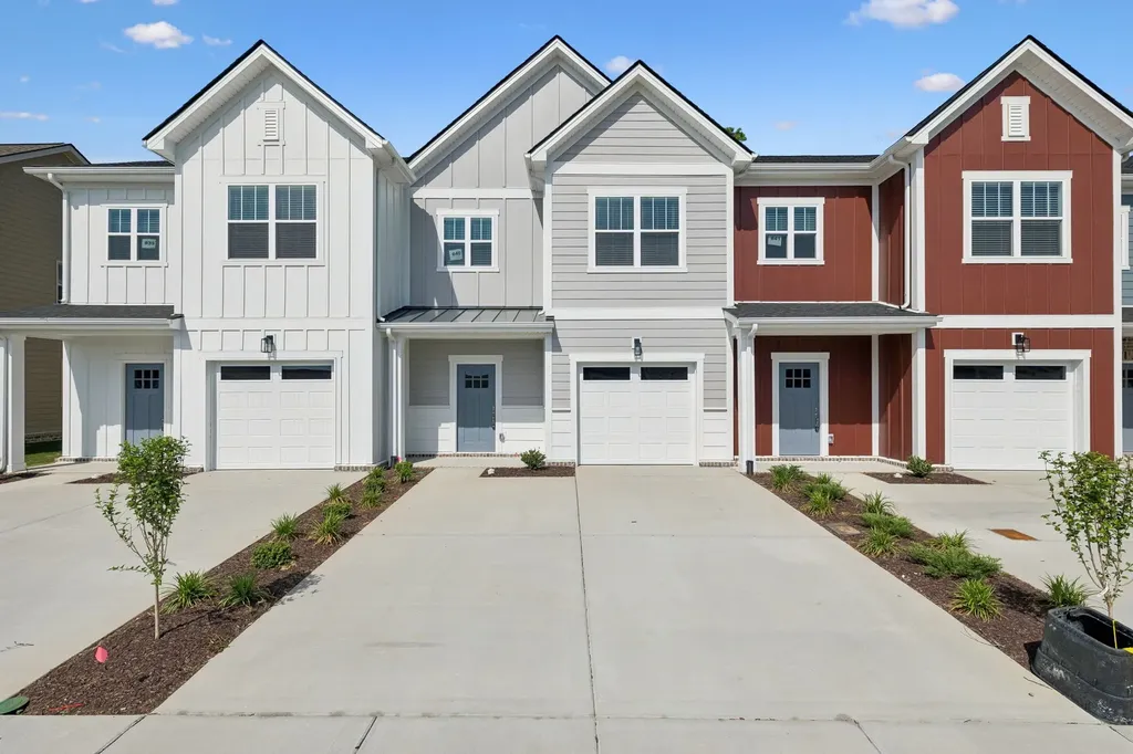 351 Carver Connection Lebanon TN 37087