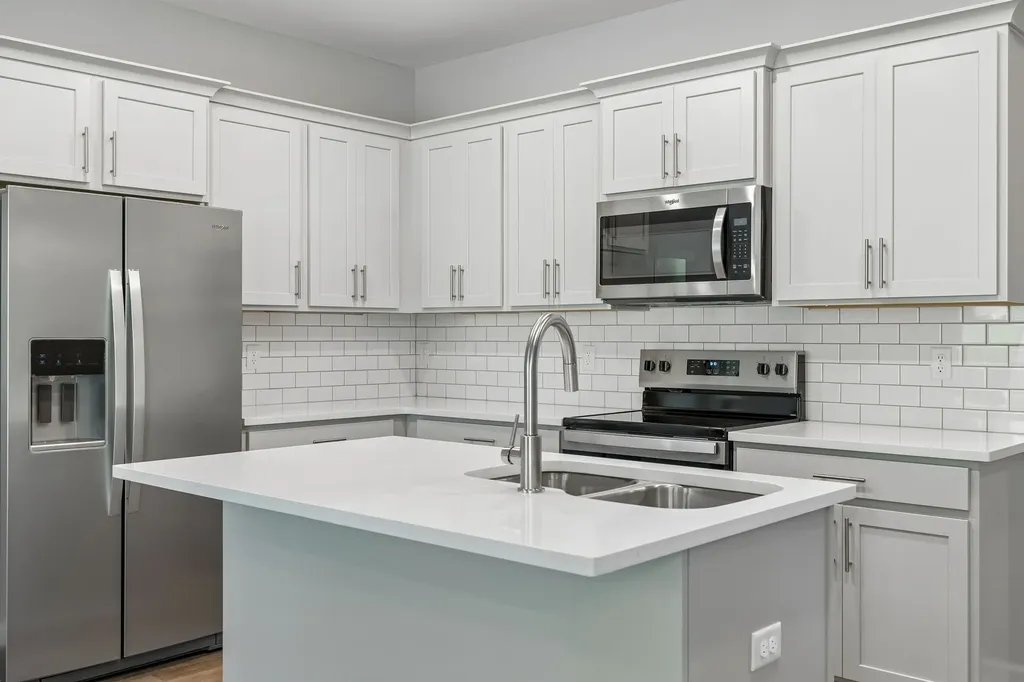 351 Carver Connection Lebanon TN 37087
