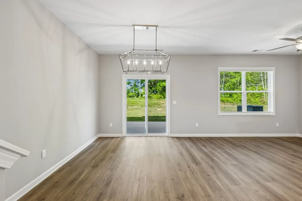 351 Carver Connection Lebanon TN 37087