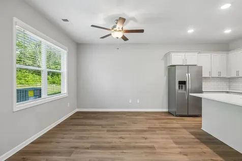351 Carver Connection Lebanon TN 37087