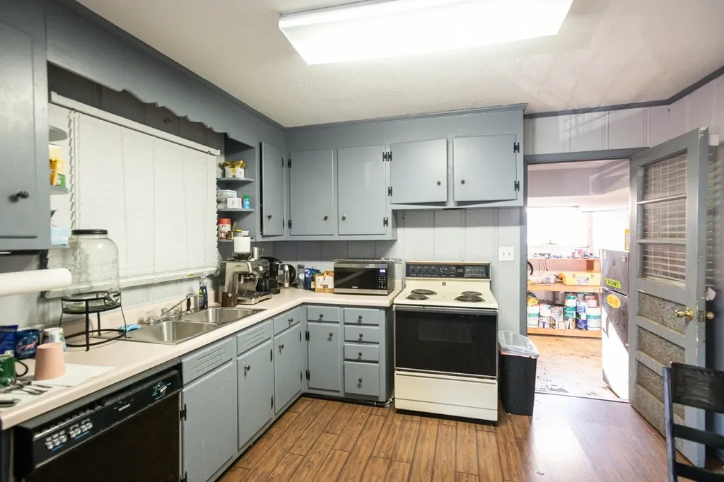 637 S Lowry Street Smyrna TN 37167