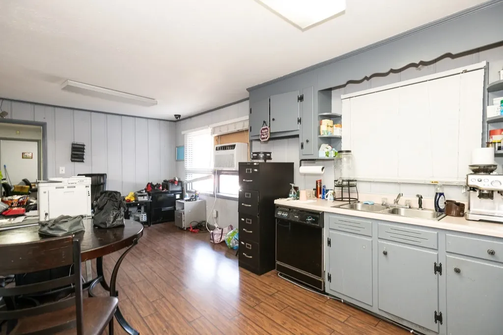637 S Lowry Street Smyrna TN 37167
