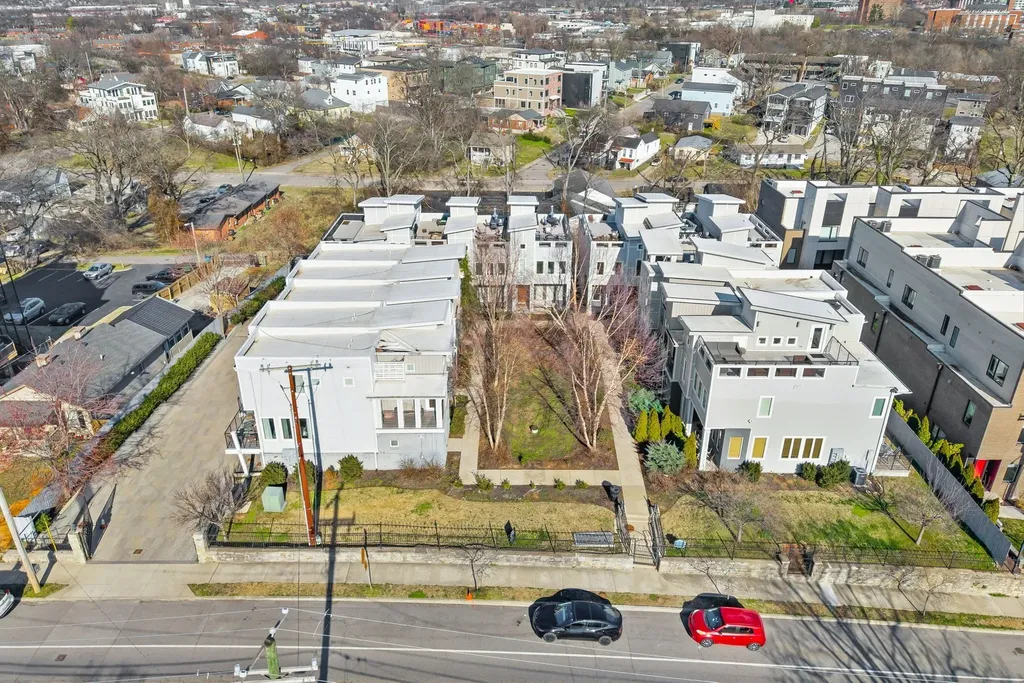 1240 2nd Ave, S Nashville TN 37210