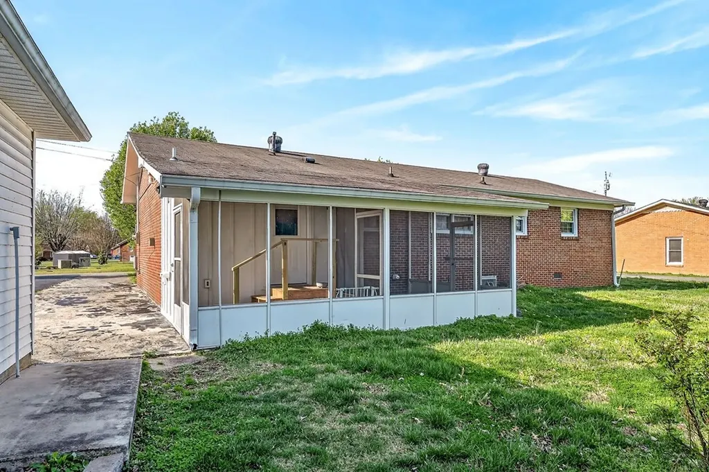 850 Driver Street Smithville TN 37166