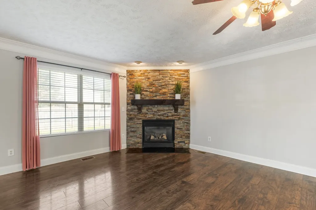 2290 Hayward Lane Spring Hill TN 37174