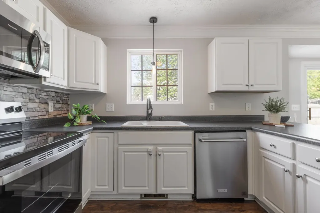 2290 Hayward Lane Spring Hill TN 37174
