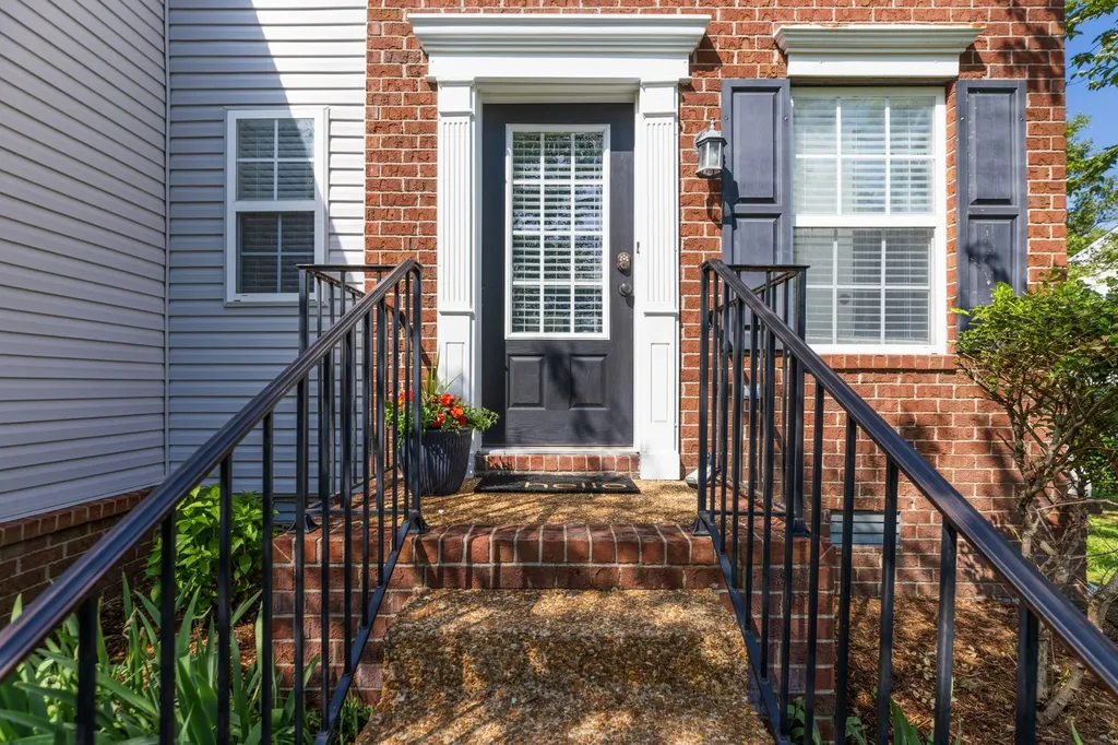 2290 Hayward Lane Spring Hill TN 37174