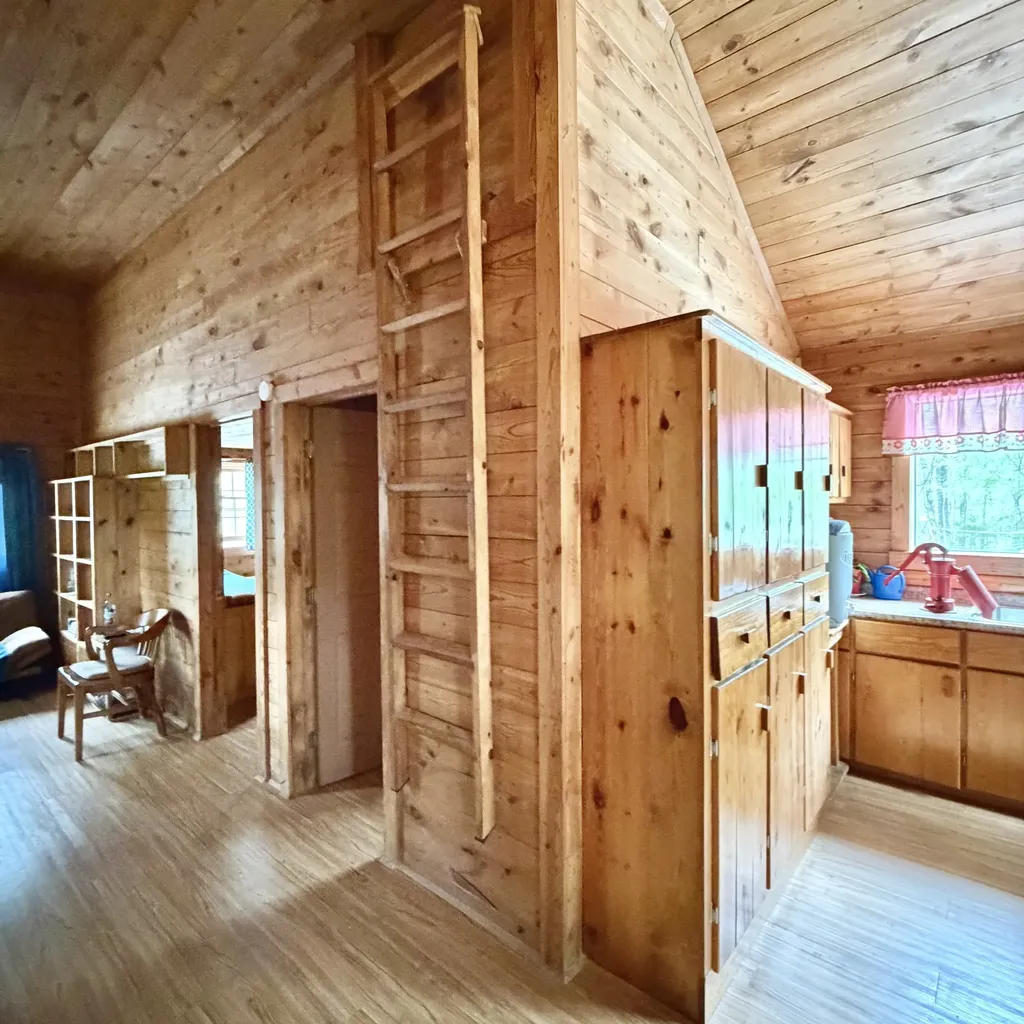 3162 Northcutts Cove Road Beersheba Springs TN 37305