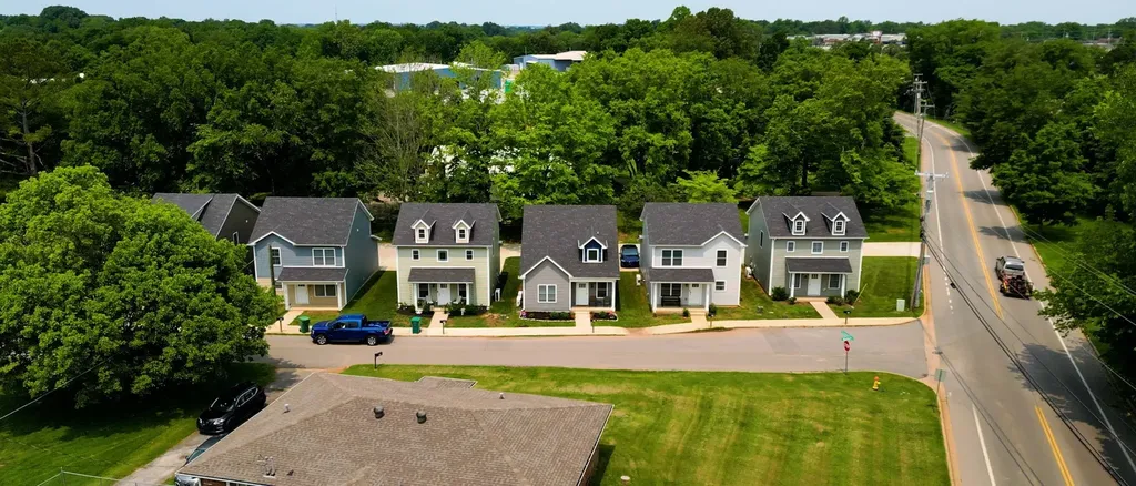 394 Martha Lane Clarksville TN 37043