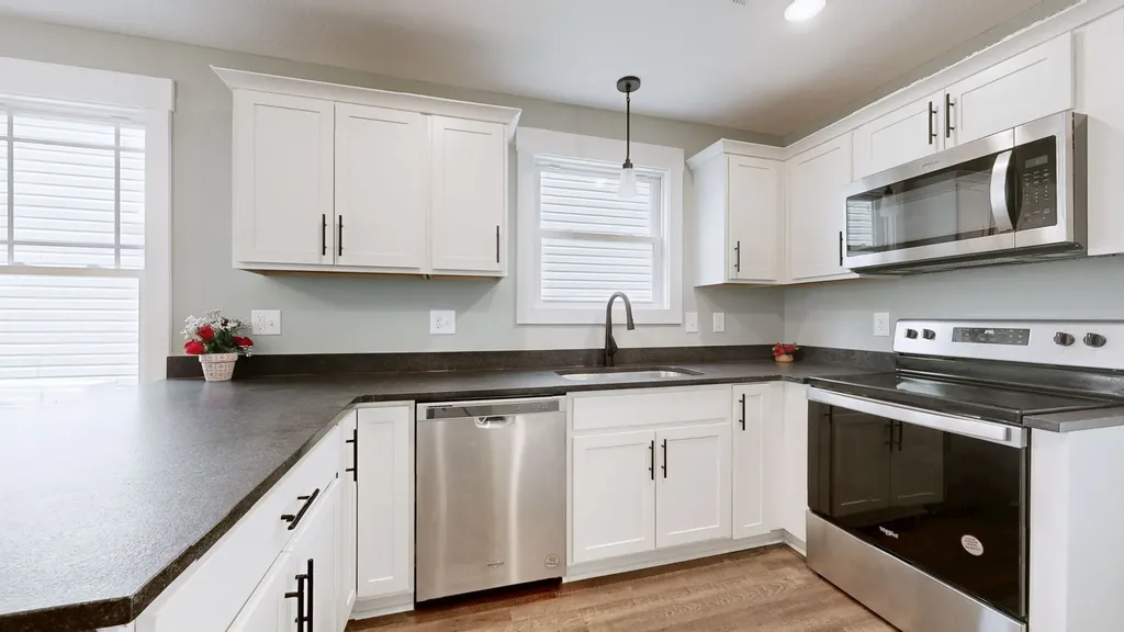 394 Martha Lane Clarksville TN 37043