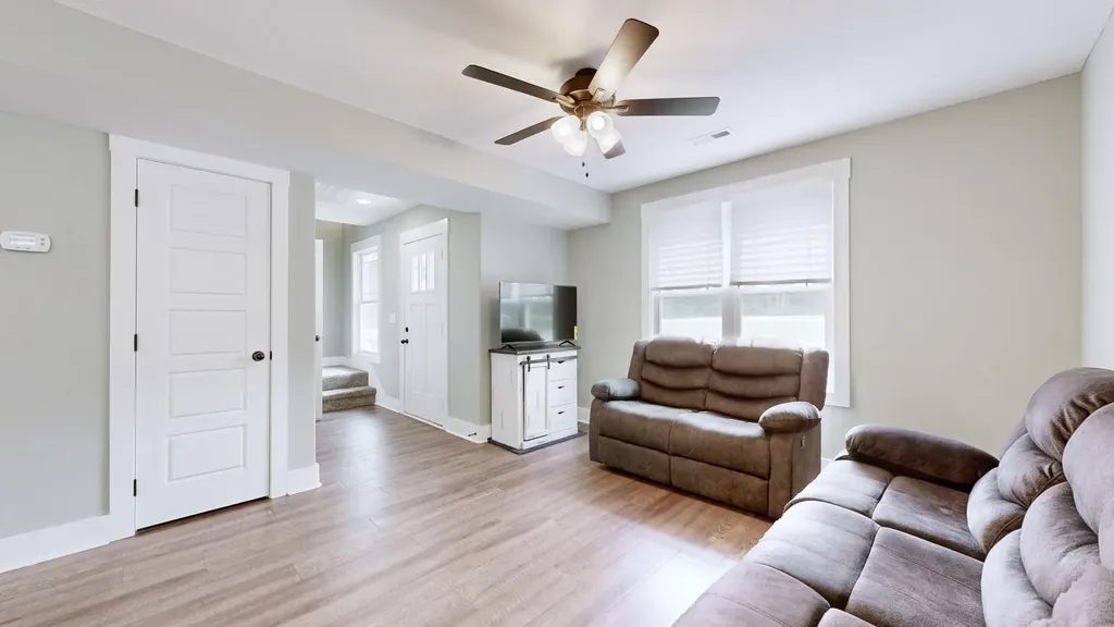 394 Martha Lane Clarksville TN 37043