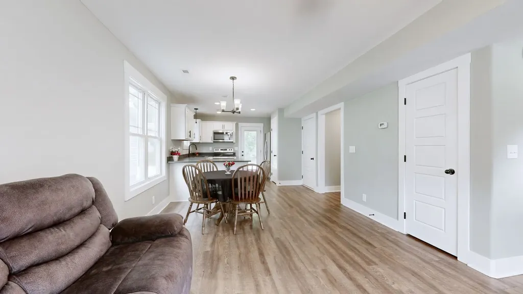 394 Martha Lane Clarksville TN 37043