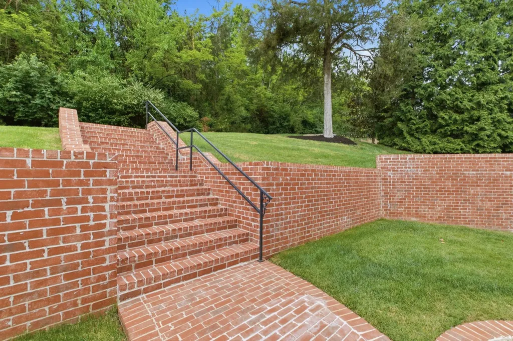 26 Missionary Drive Brentwood TN 37027