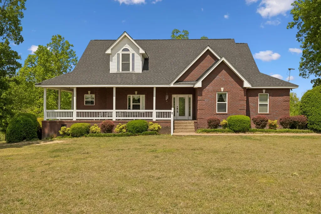 1709 Holland Road Lafayette TN 37083