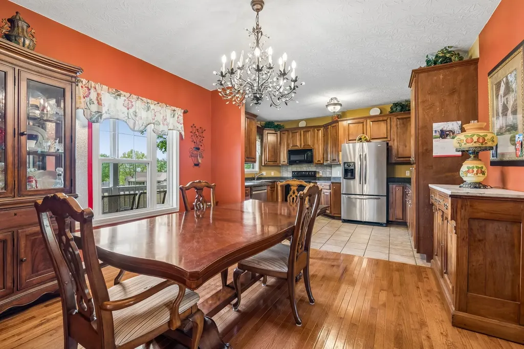 1709 Holland Road Lafayette TN 37083