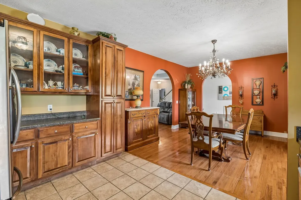 1709 Holland Road Lafayette TN 37083