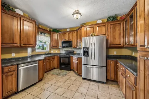 1709 Holland Road Lafayette TN 37083