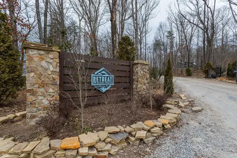 84 Lillypad Lane Tracy City TN 37387