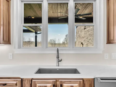 120 Hummingbird Meadows Road Palmyra TN 37142