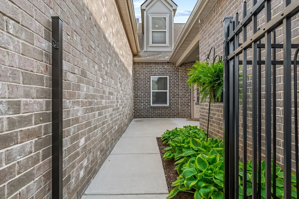 405 Alter Terrace Lebanon TN 37087