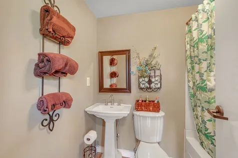 796 Daisy Circle Cumberland Furnace TN 37051