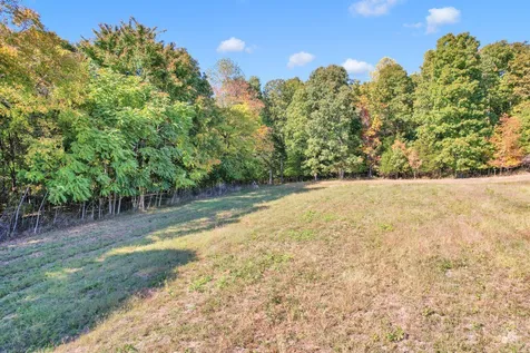 796 Daisy Circle Cumberland Furnace TN 37051