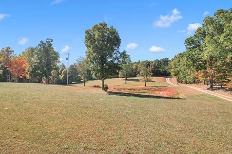 796 Daisy Circle Cumberland Furnace TN 37051