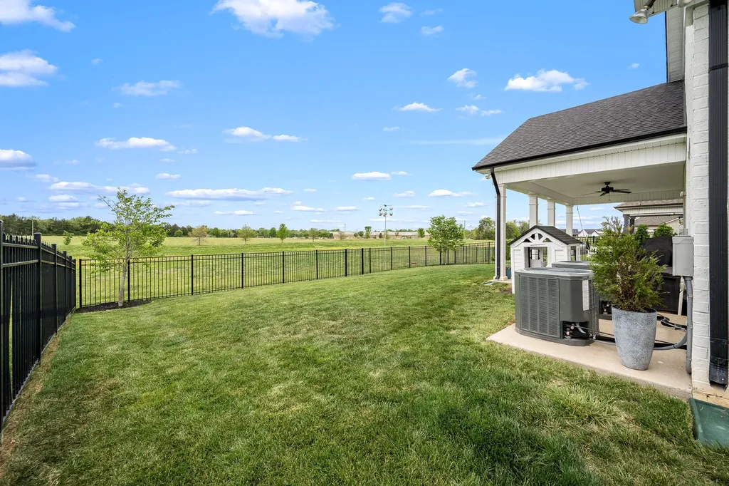 3939 Runyan Cove Murfreesboro TN 37127