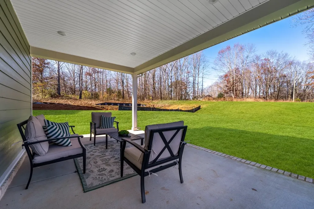 803 Tompkins Lane Gallatin TN 37066
