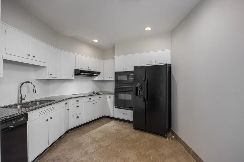 4215 Harding Pike Nashville TN 37205