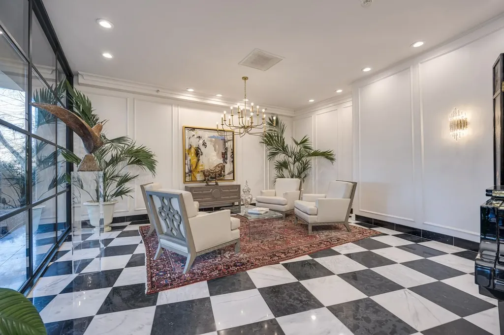 4215 Harding Pike Nashville TN 37205
