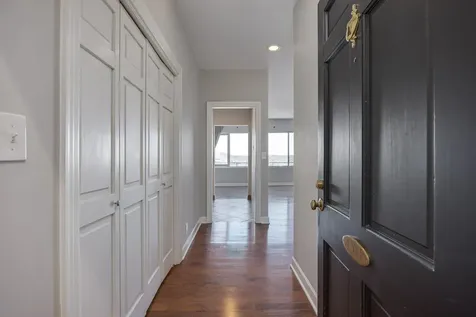 4215 Harding Pike Nashville TN 37205