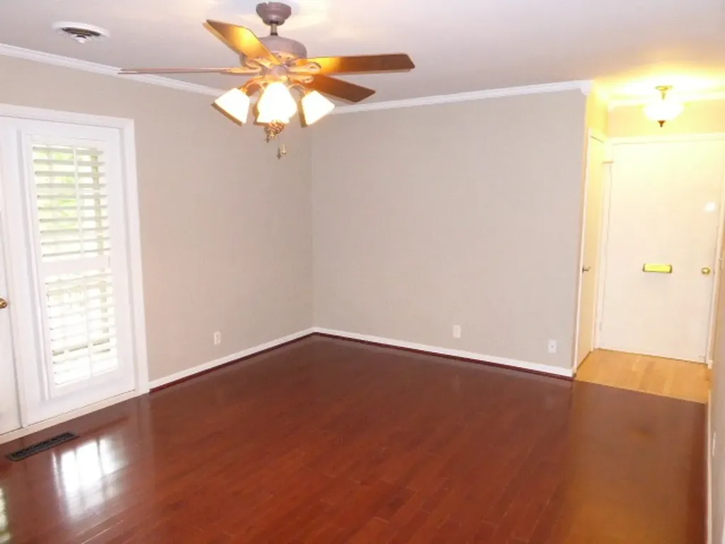 5025 Hillsboro Pike Nashville TN 37215