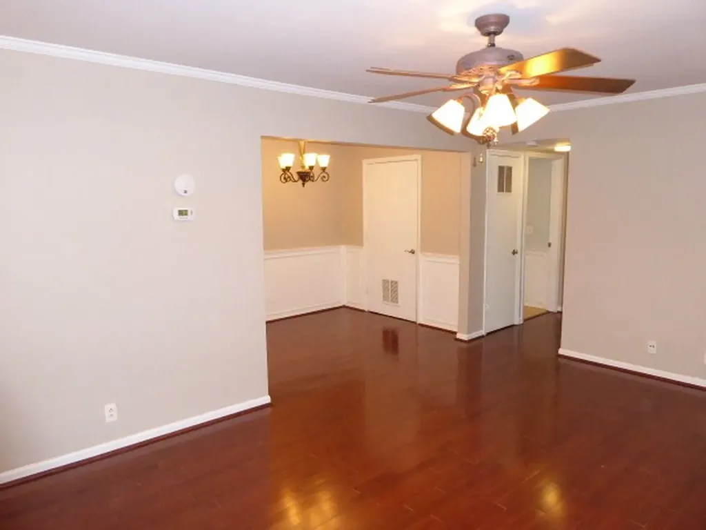5025 Hillsboro Pike Nashville TN 37215