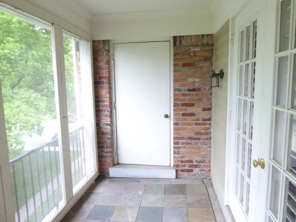 5025 Hillsboro Pike Nashville TN 37215