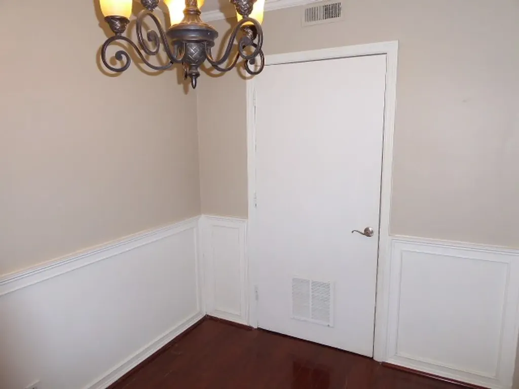 5025 Hillsboro Pike Nashville TN 37215