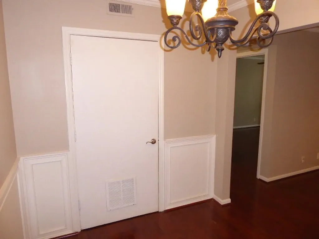 5025 Hillsboro Pike Nashville TN 37215