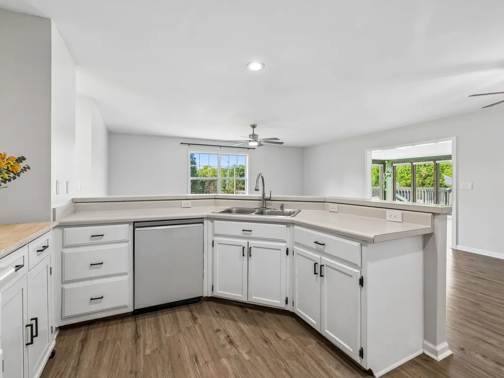 136 Oak Valley Drive Spring Hill TN 37174