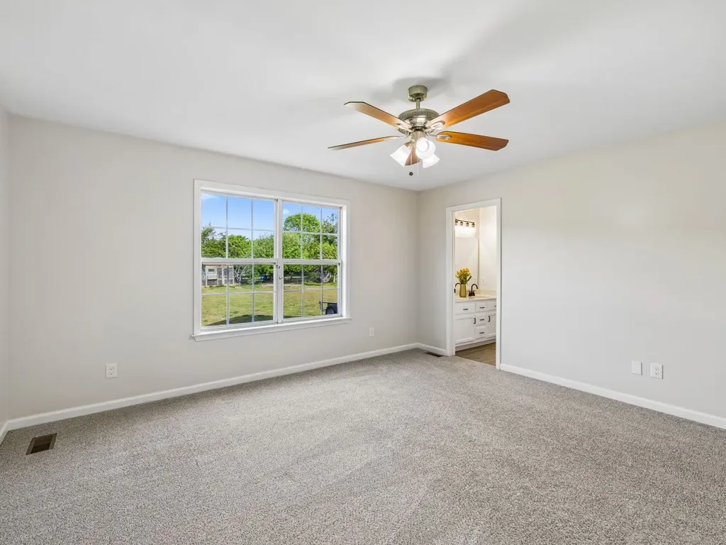 136 Oak Valley Drive Spring Hill TN 37174
