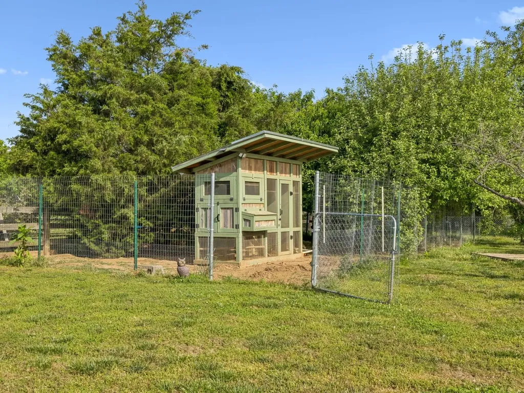 136 Oak Valley Drive Spring Hill TN 37174