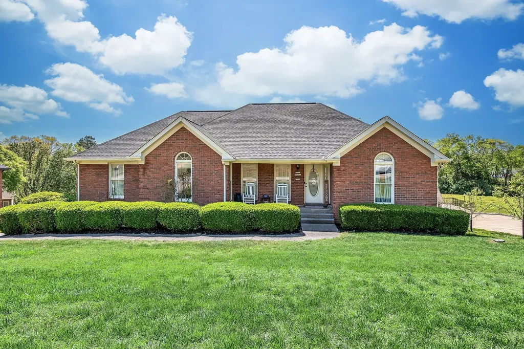 396 Solitude Circle Goodlettsville TN 37072