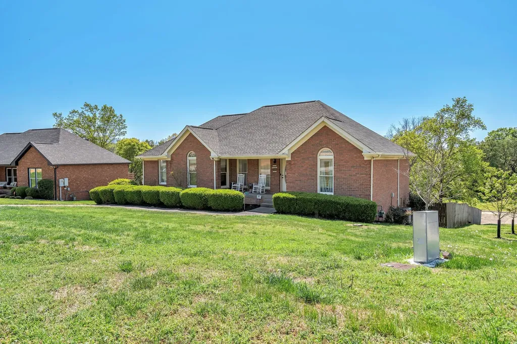396 Solitude Circle Goodlettsville TN 37072