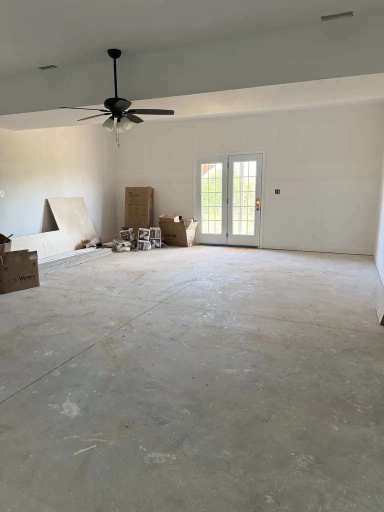 476 Buckeye Road Cumberland City TN 37050