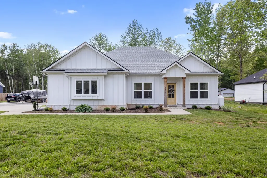 2220 Highway 48 Clarksville TN 37040