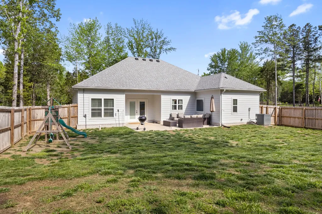2220 Highway 48 Clarksville TN 37040